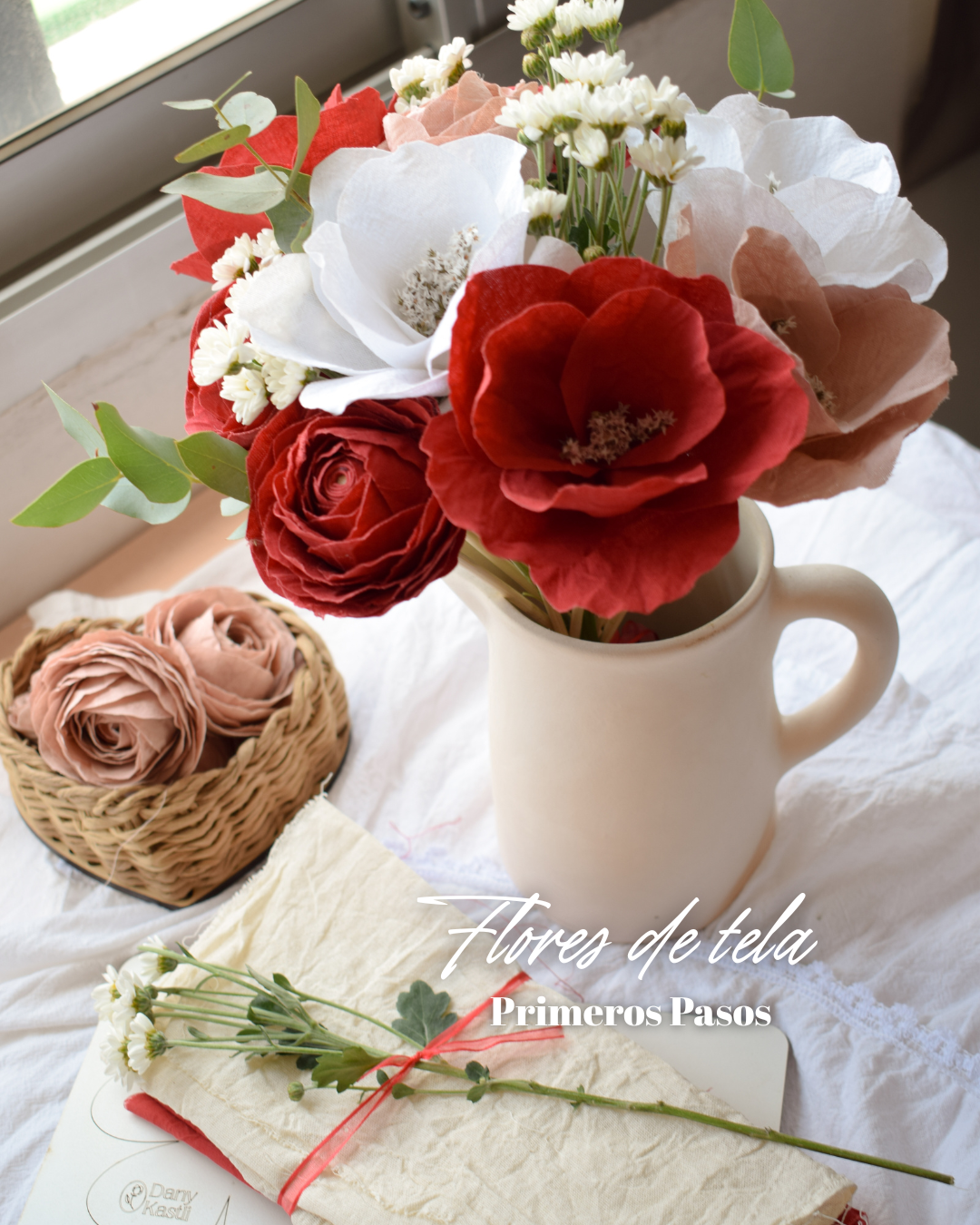 Detalle de flores textiles artesanales